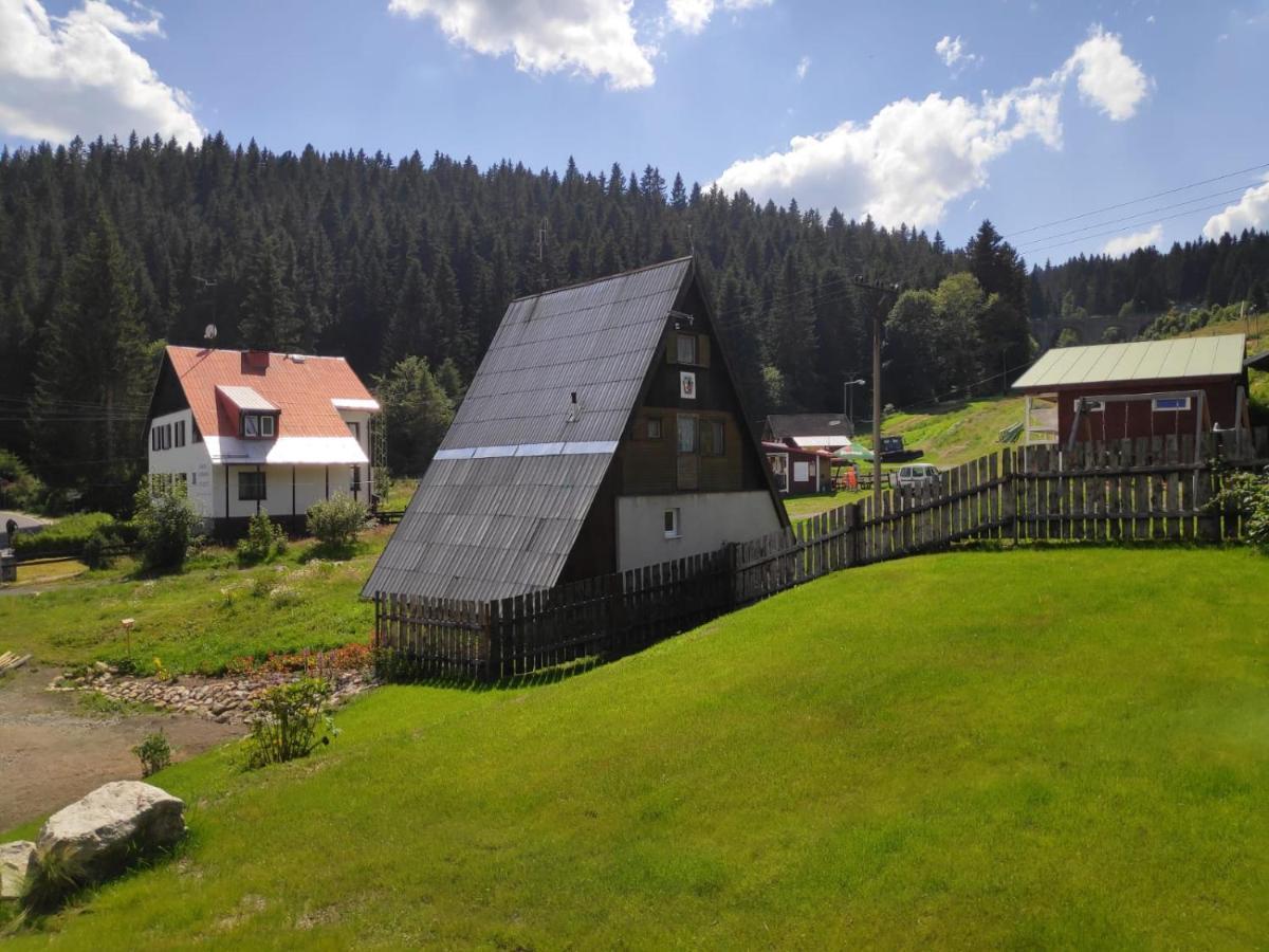 Apartman Raketa Pernink 외부 사진