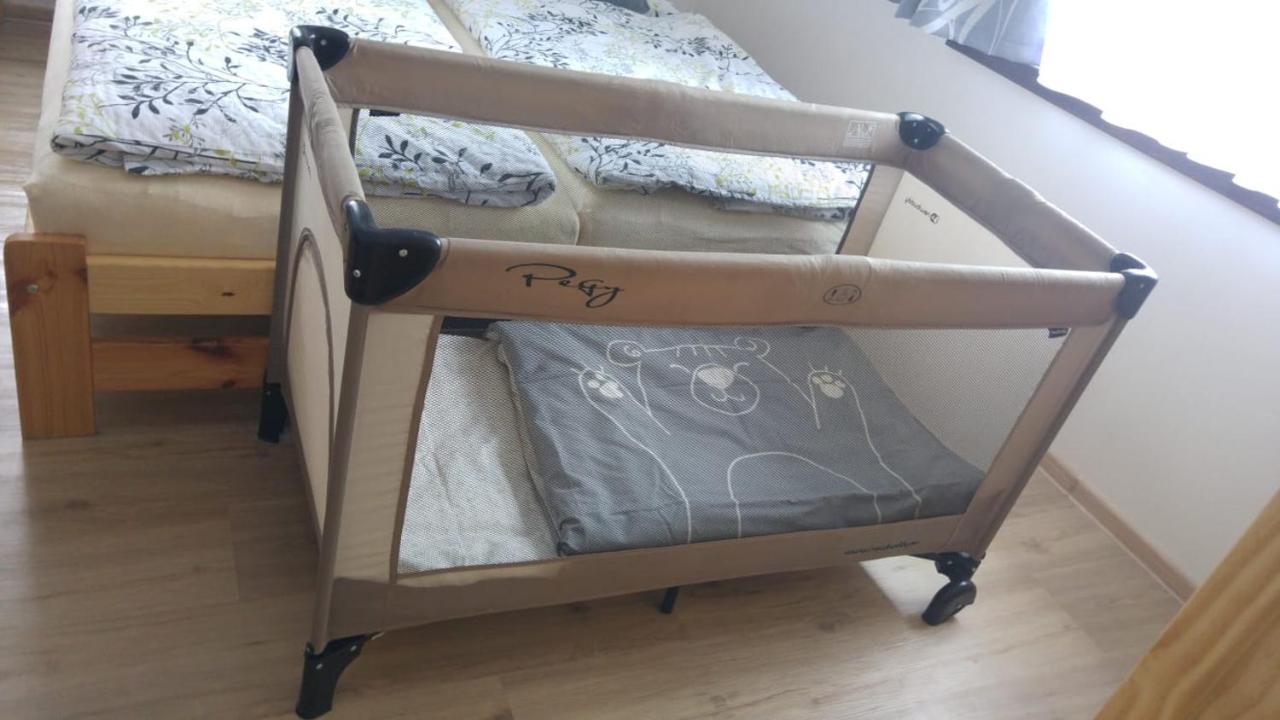 Apartman Raketa Pernink 외부 사진